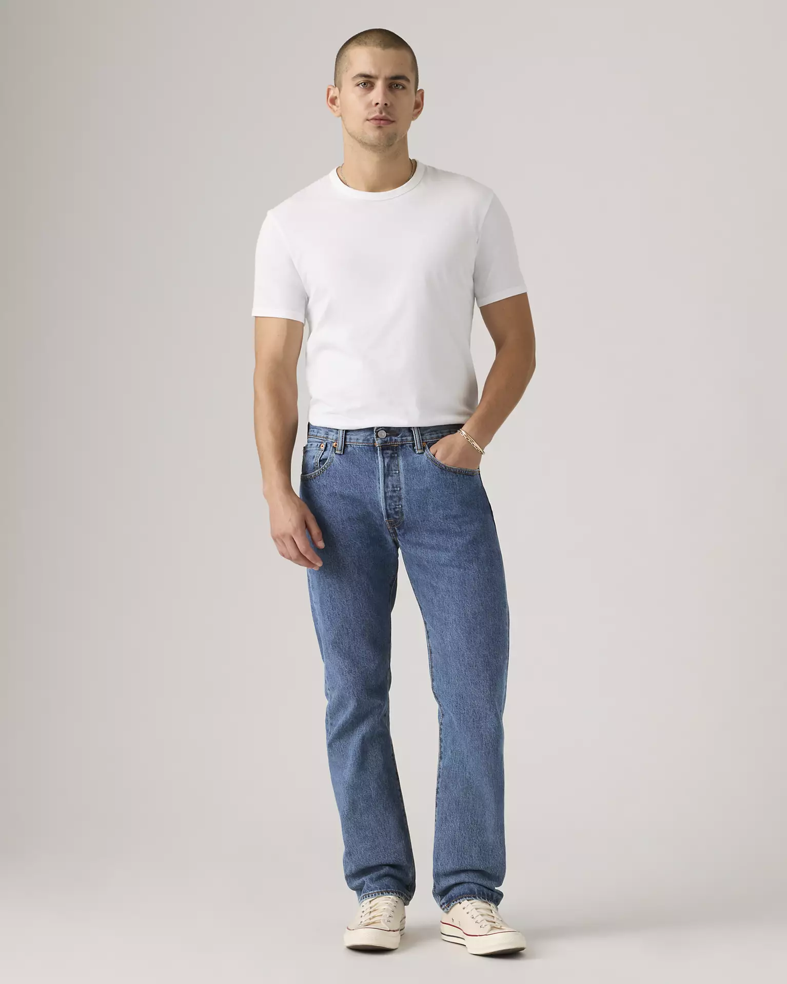 Levi’s 501 Original Fit men’s jeans front view