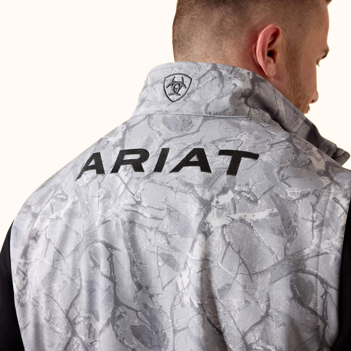 Ariat Logo Softshell Vest grey patterned back close-up view