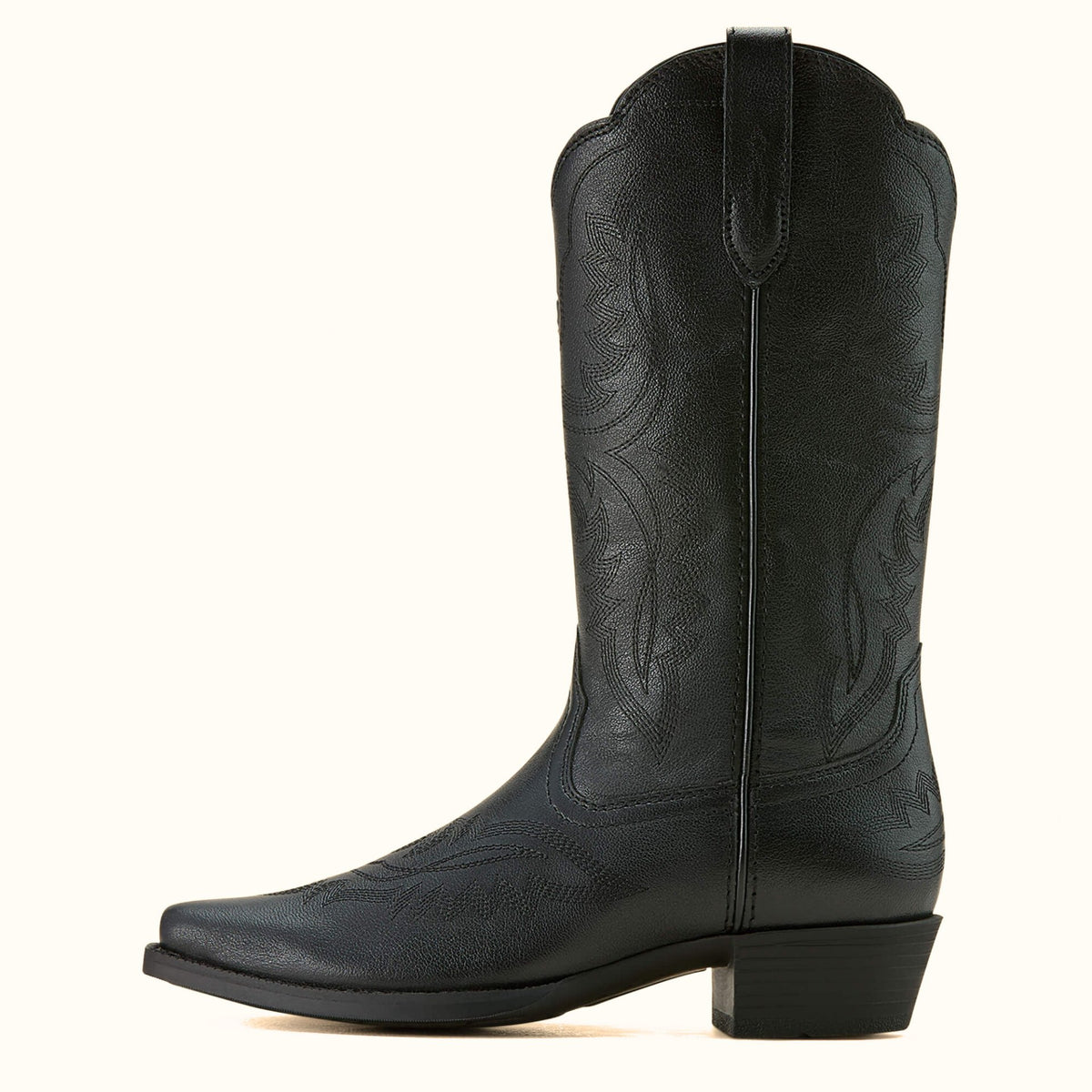 Ariat Casanova girls’ black Western boot side view