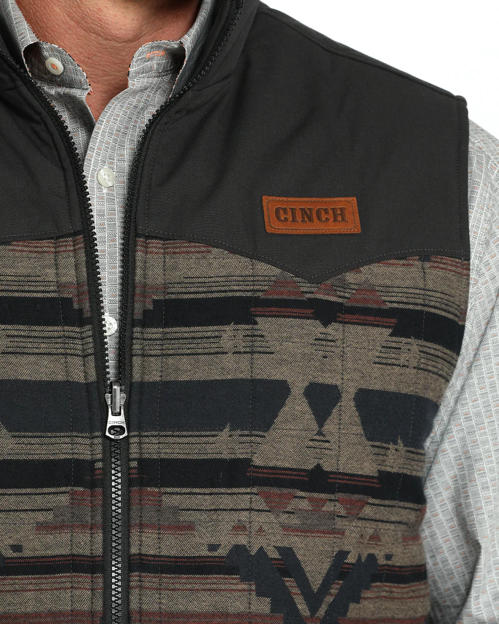 Cinch Men’s Reversible Vest logo detail