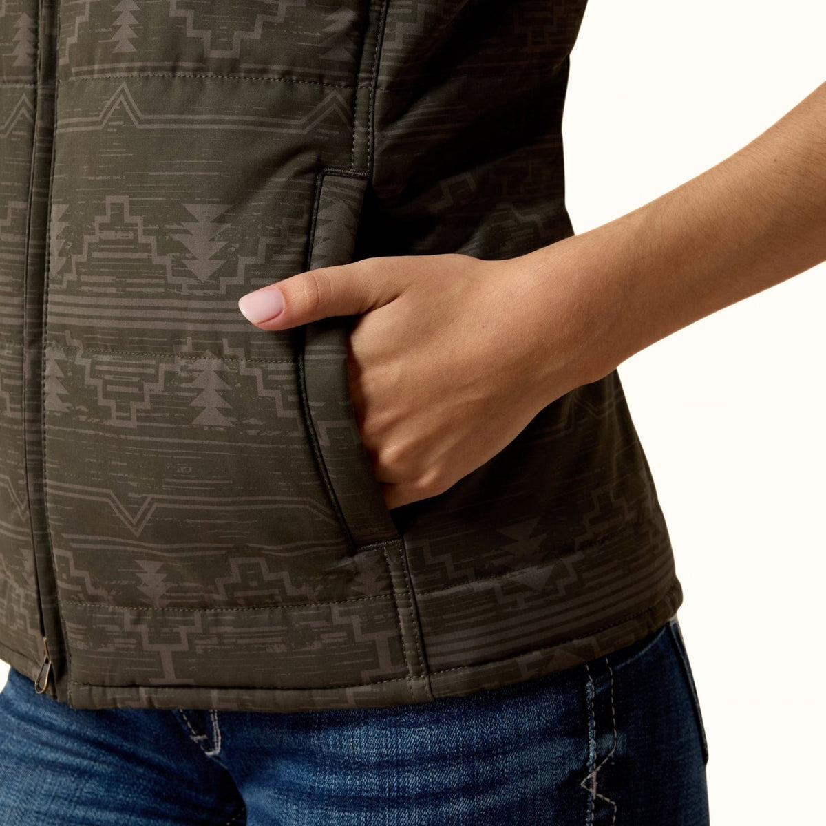 Ariat Grizzly Quilted Vest in brown front pocket view
