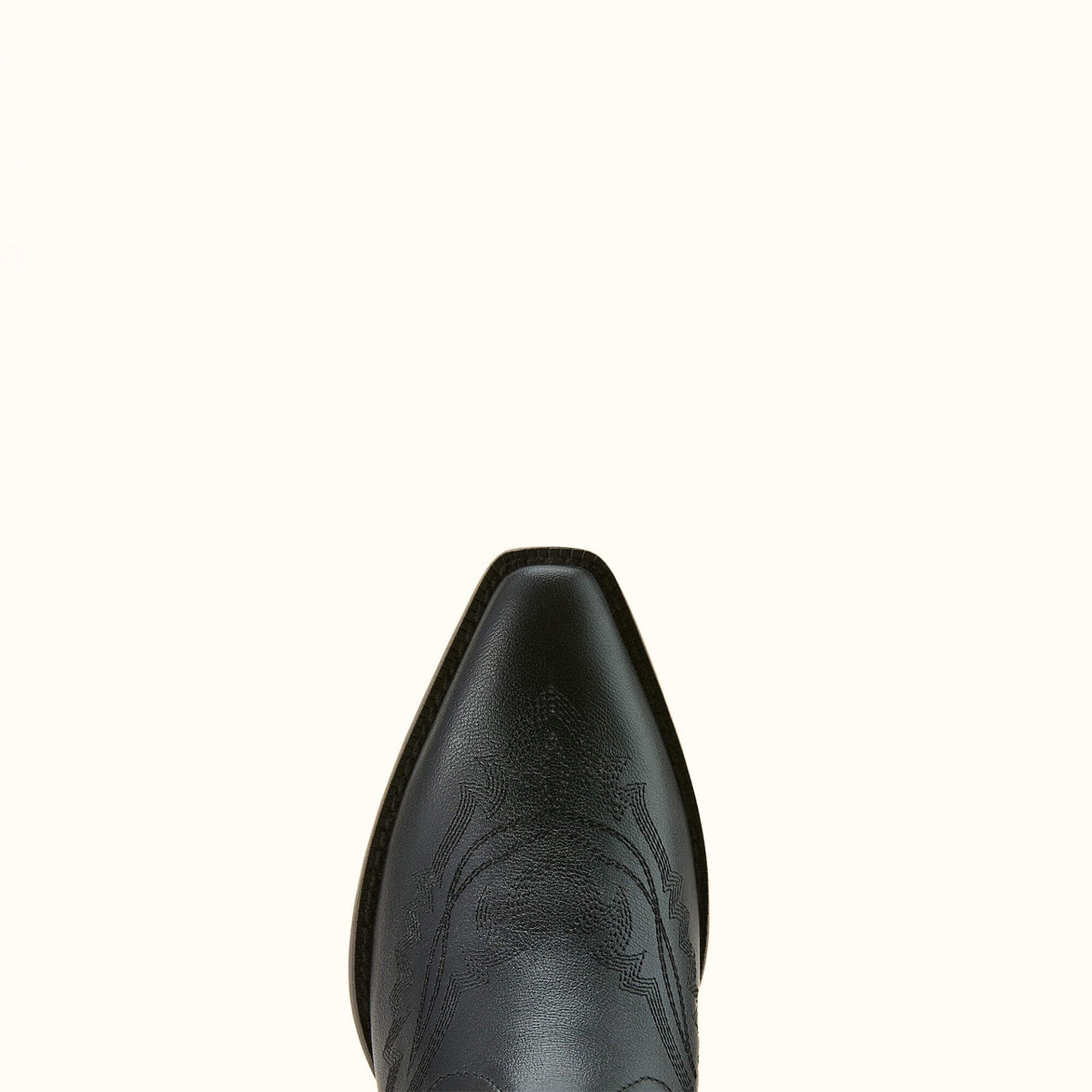 Ariat Casanova girls’ black Western boot toe view
