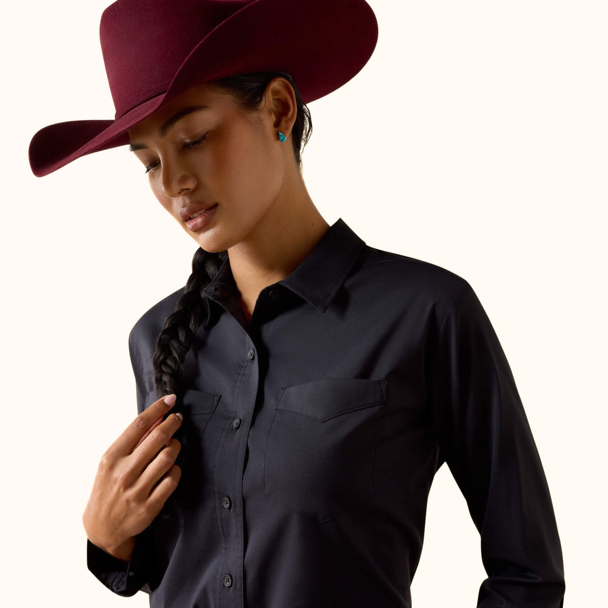 Ariat Everything Shirt in black front close-up view