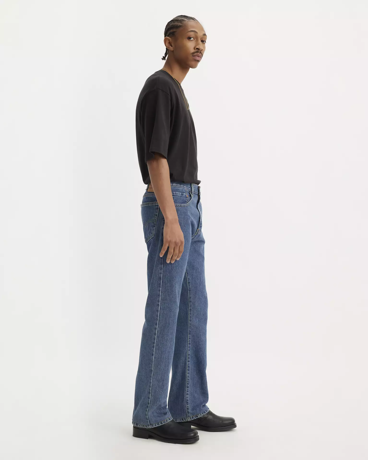 Levi’s 517 Bootcut men’s jeans side profile